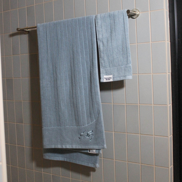 Glacier Bath &amp; Hand Towel