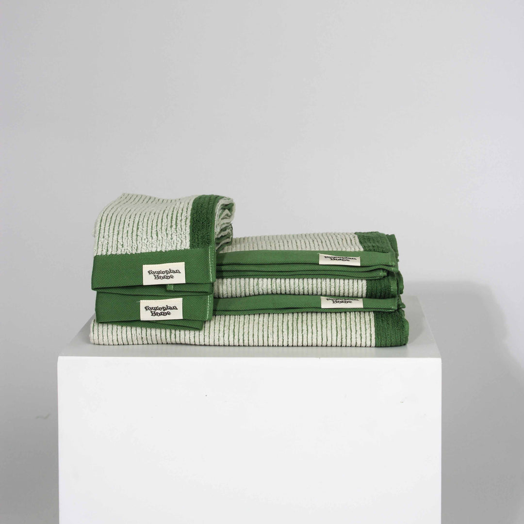 Moss Bath + Hand Towel Bundle