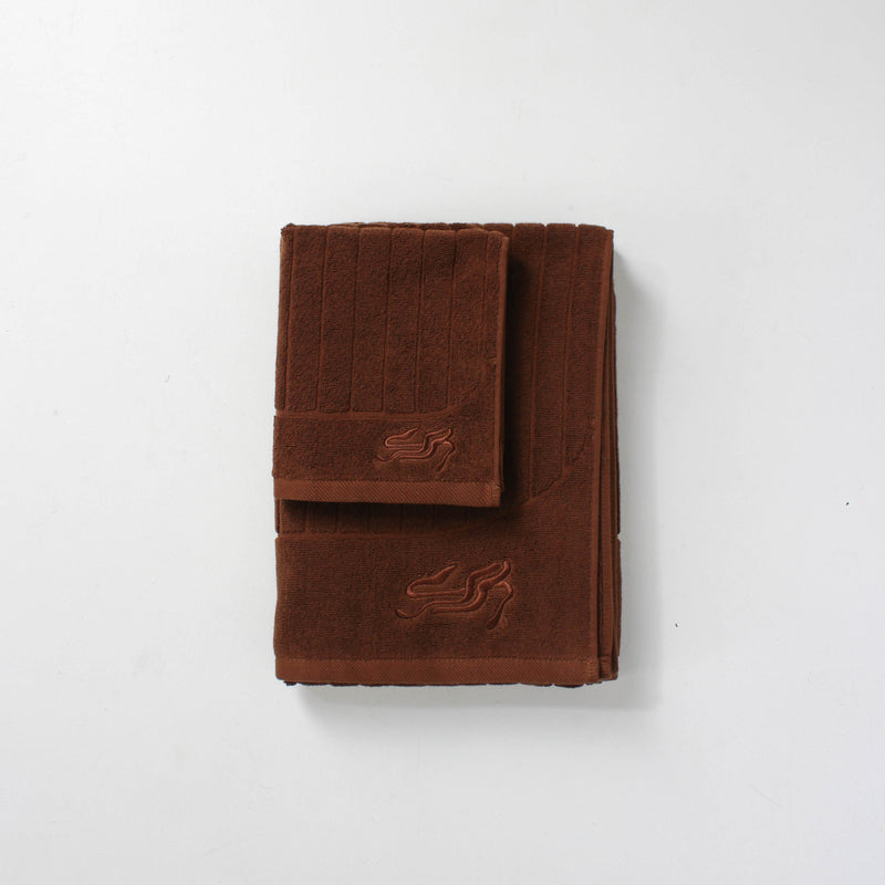 Dirt Bath & Hand Towel Bundle